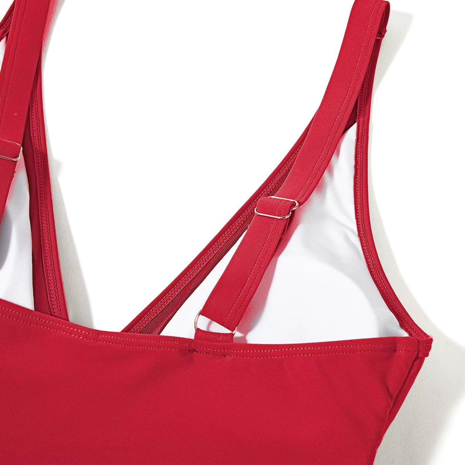 Sophie Baddräkt Dam – Figurnära Skärning med Justerbara Band & Snabbtorkande