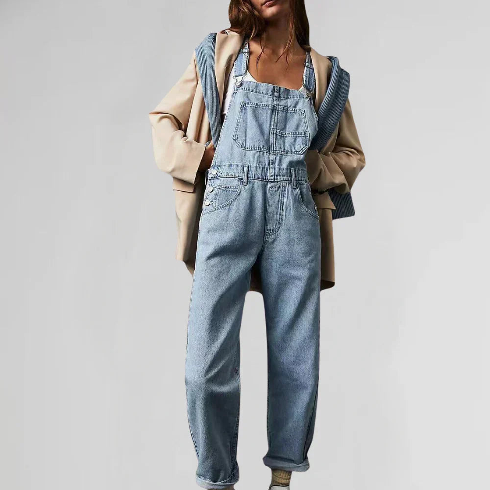 Charlotte Jeans Jumpsuit Dam – Elegant och Bekväm, Figurnära Skärning med Knappraden