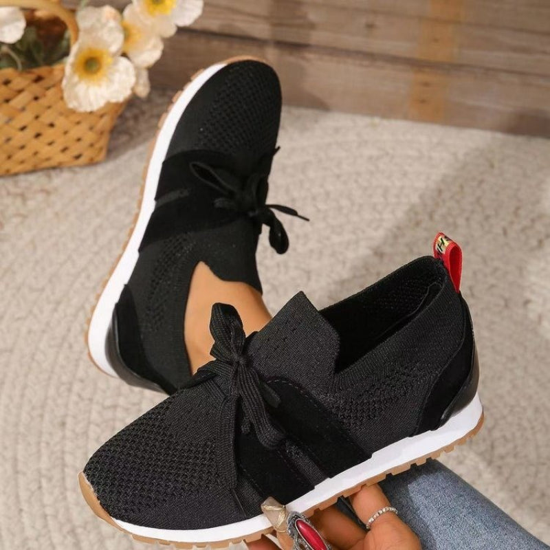 Britta dam ortopediska slip-on sneakers i svart med stickad struktur