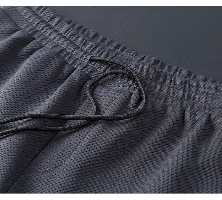 Reynold Men's Elegant Tracksuit – Premium Zipped Set with Slim Pants & Breathable Fabric