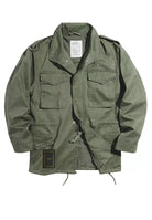 Herr M65 field jacket i bomull med multipocket-design och justerbar dragsnörsfåll