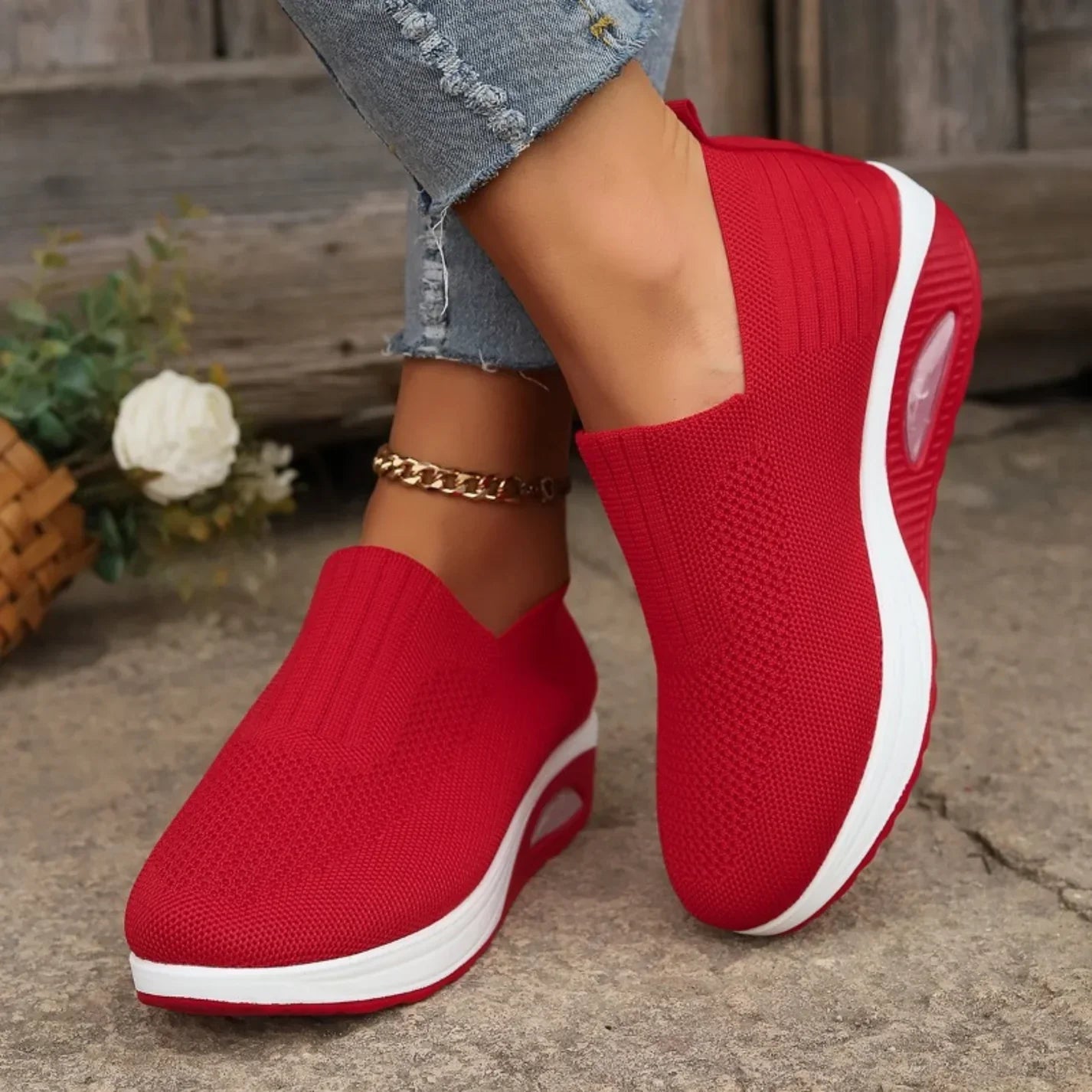 Lova sneakers i grå visad ovanifrån – enkel på-och-av-passform