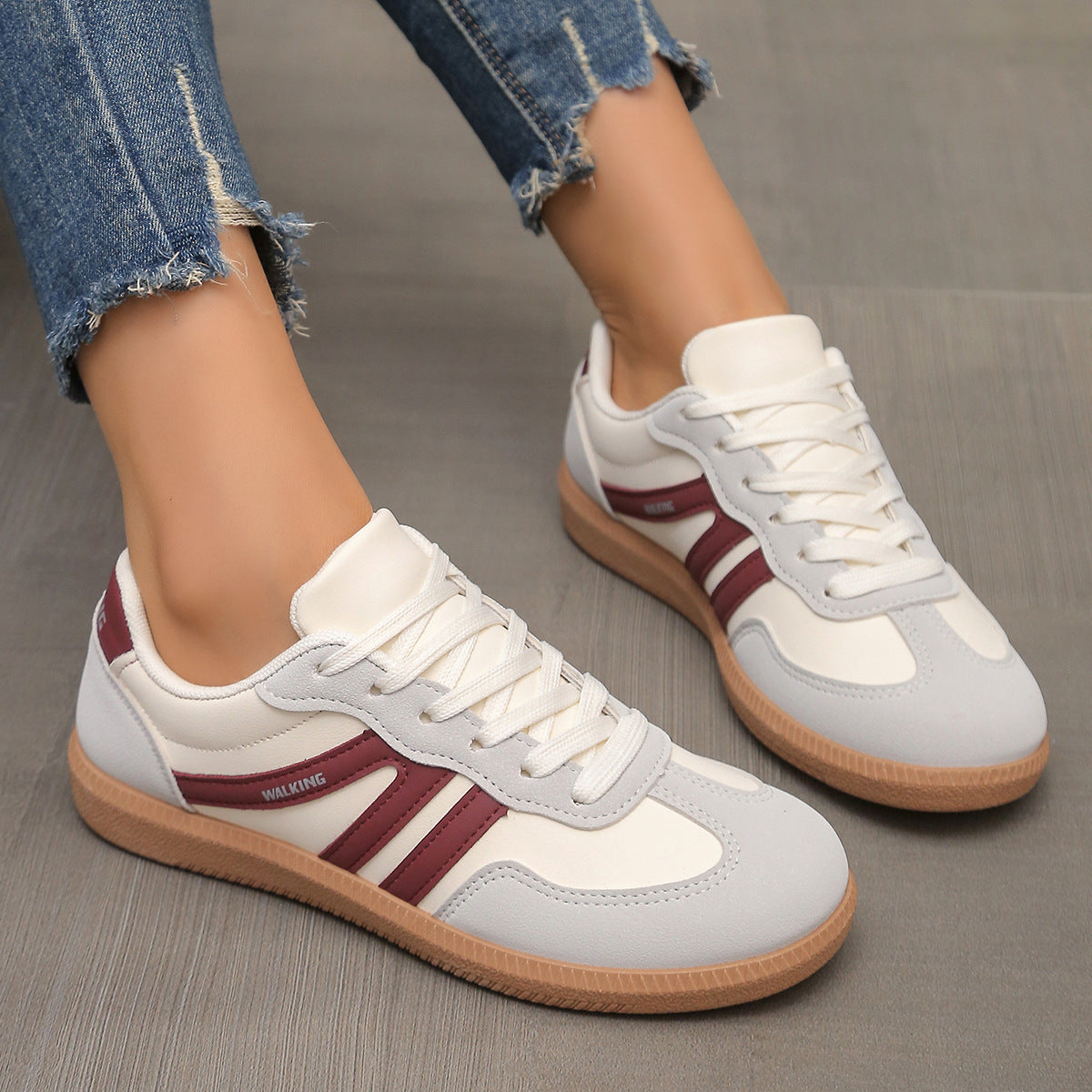 Nora sneakers off-white – flexibel sula och kuddrerat stöd