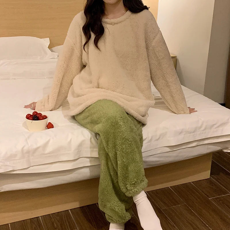 Selma dam loungewear set – bekväm hemkläder för höst och vinter