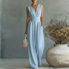 Vendela jumpsuit med matchande midjeknytskärp – elegant sommarplagg för dam