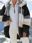 Vera plyschkofta i karamellbrun färg, casual stil